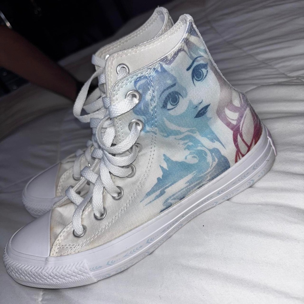 Converse All Star Elsa Frozen High top white sneakers